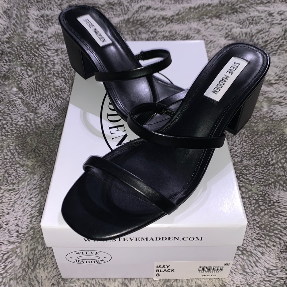 The Issy sandal Steve Madden in Black,BRAND NEW!